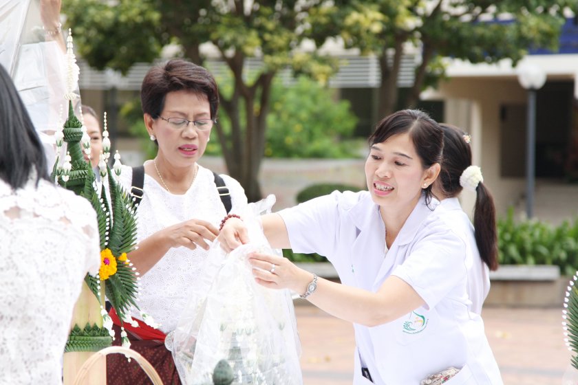 01 พิธีไหว้ครูแพทย์แผนไทย ประจำปี 2558 03-09-58