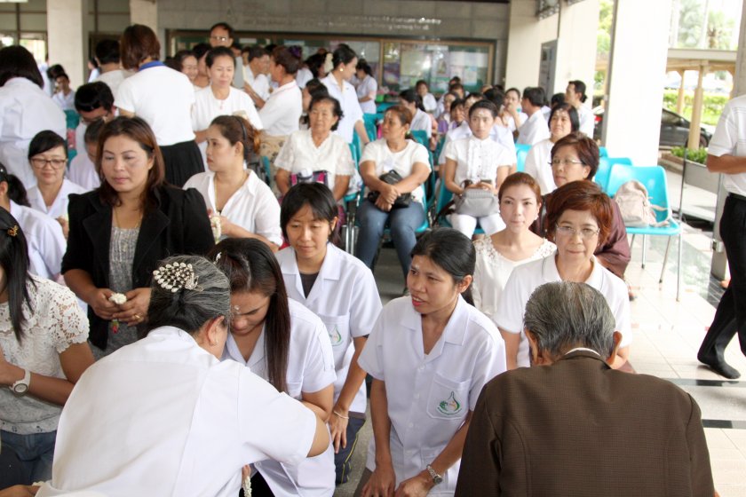 01 พิธีไหว้ครูแพทย์แผนไทย ประจำปี 2558 03-09-58
